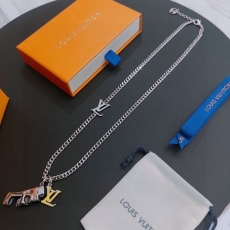 Louis Vuitton Necklaces